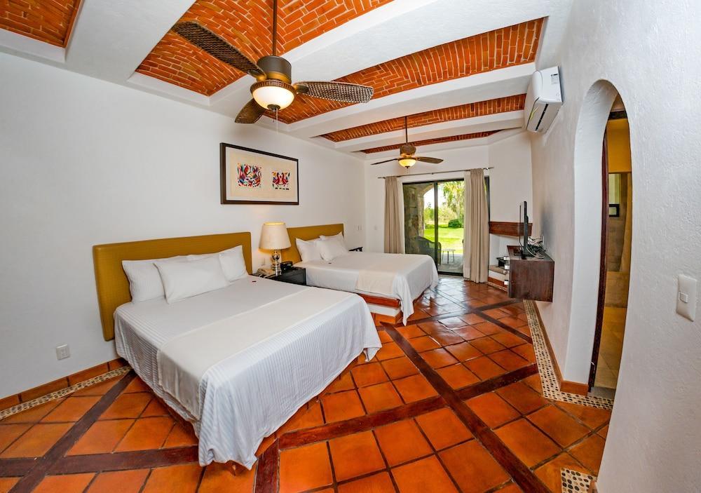 Hotel Villa Mexicana Golf & Equestrian Resort El Pueblito  Zewnętrze zdjęcie