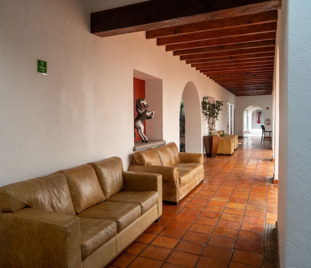 Hotel Villa Mexicana Golf & Equestrian Resort El Pueblito  Zewnętrze zdjęcie